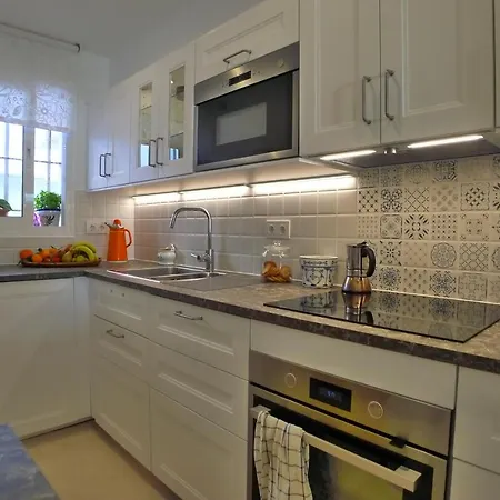R1320 - Las Fuentes Apartment